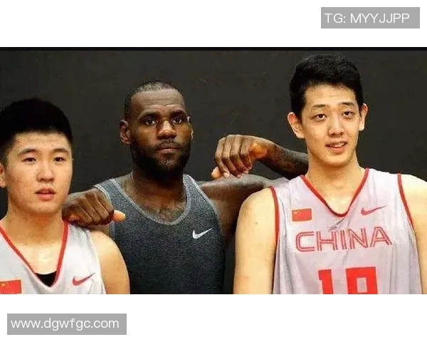 从星探到球场巨星的传奇旅程揭秘与成长故事 从星探到球场巨星的传奇旅程揭秘与成长故事