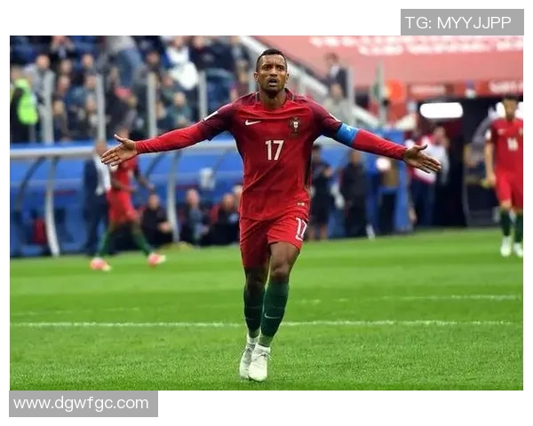 曼联足球明星今年的年龄揭秘及其职业生涯发展分析