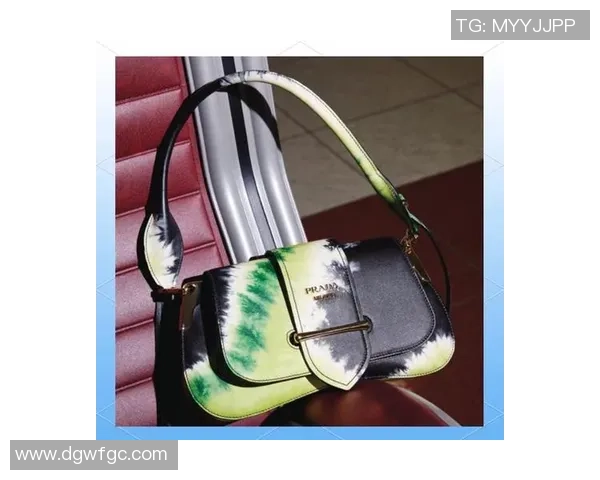 足球明星贴花图片大全欣赏与推荐让你领略球场风采与个性魅力 足球明星贴花图片大全欣赏与推荐让你领略球场风采与个性魅力