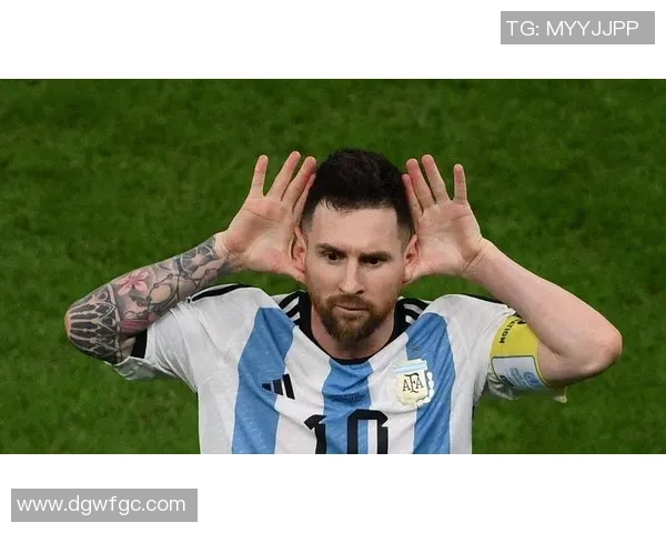 足球明星的运动魅力与训练秘诀揭秘,助你了解他们的成功之路与背后故事 足球明星的运动魅力与训练秘诀揭秘,助你了解他们的成功之路与背后故事